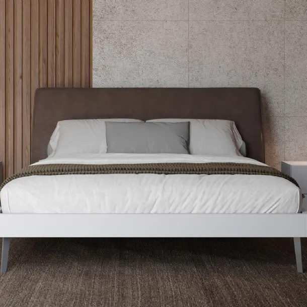 Letto Narciso in laccato opaco con testiera in ecopelle di Giessegi