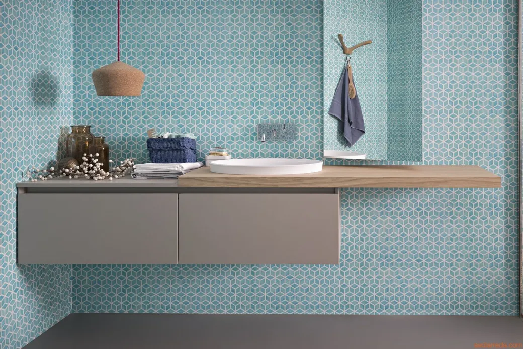 Mobile Bagno in Legno e Laccato Opaco