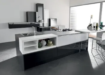 Cucina in Vetro con Tavolo a Penisola