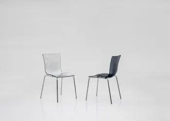Sedia in Metallo con Scocca in Plastica