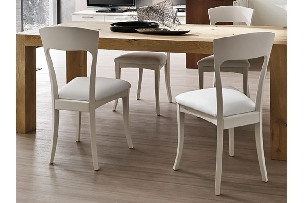 Sedia con Struttura in Legno e Seduta Imbottita