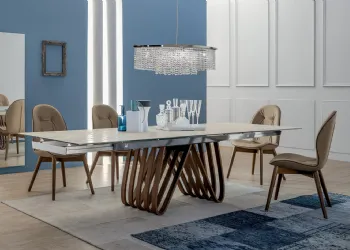 Tavolo con Base in Legno e Piano in Vetro