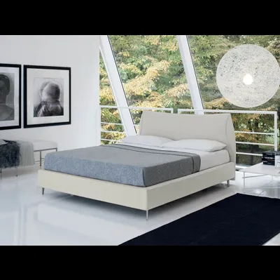 Letto matrimoniale in tessuto con testiera Karim di Rigosalotti