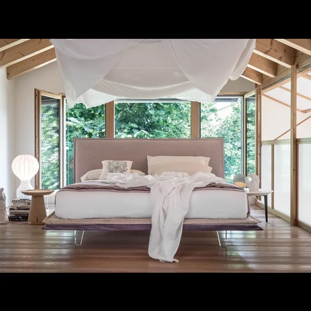 Letto Kristal in tessuto di Rigosalotti