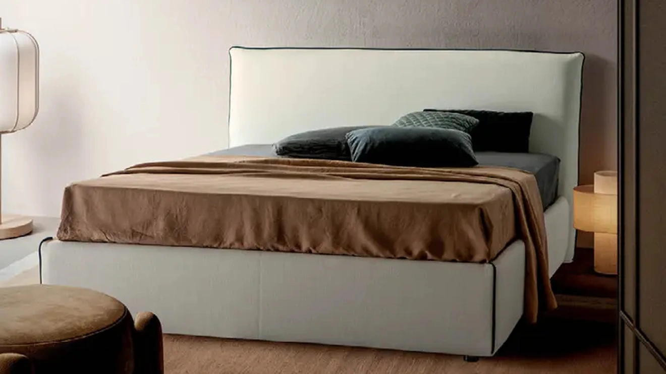 Letto moderno Shik di Rigosalotti