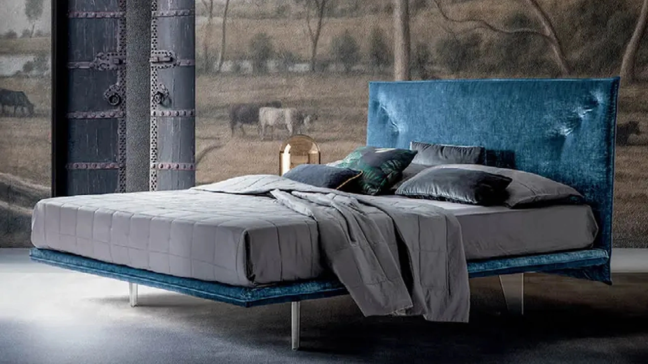 Letto in tessuto dal design raffinato Treoci di Rigosalotti