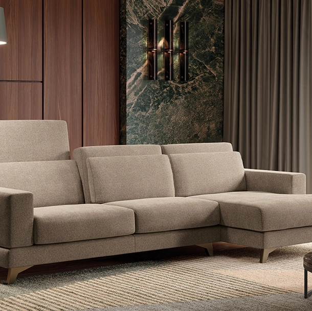 Divano con penisola Lift di Rigosalotti