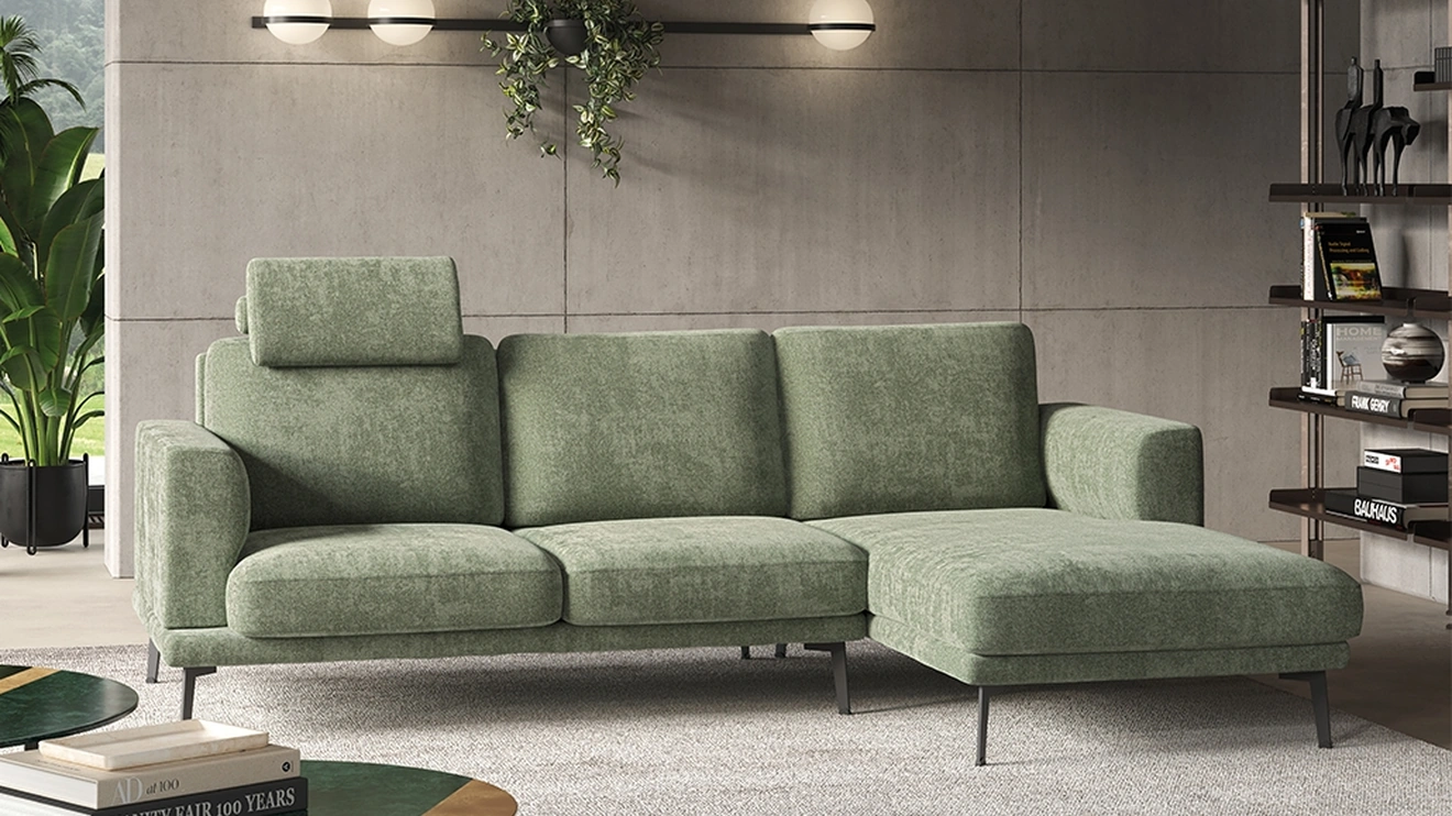 Divano con penisola Trebon di Rigosalotti