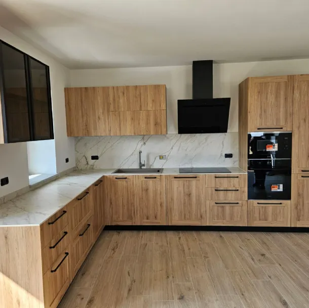Cucina Miton modello Medea ad angolo